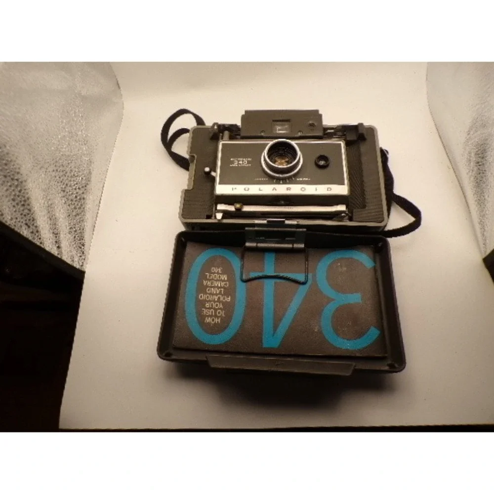 Polaroid Automatic 340 Land Camera Vintage Instant Photography‎ & Owners Manuel