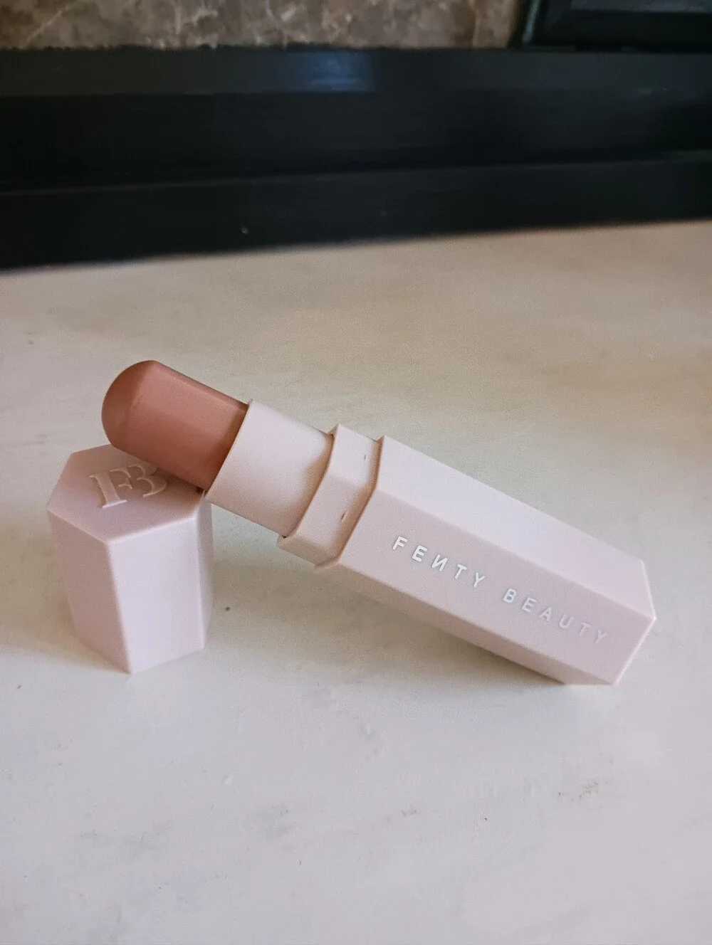 Fenty Beauty blend super put