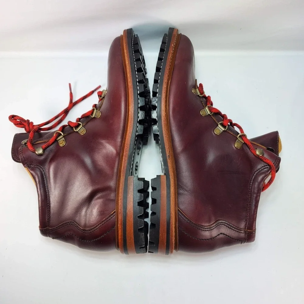 Oak Street Bootmakers new surface