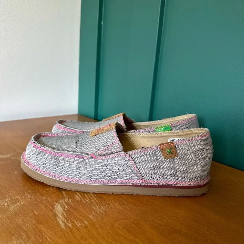 Twisted X new shoe