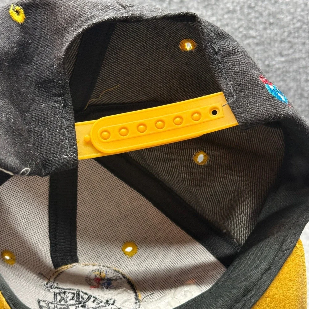 Universal Industries style embroidered
