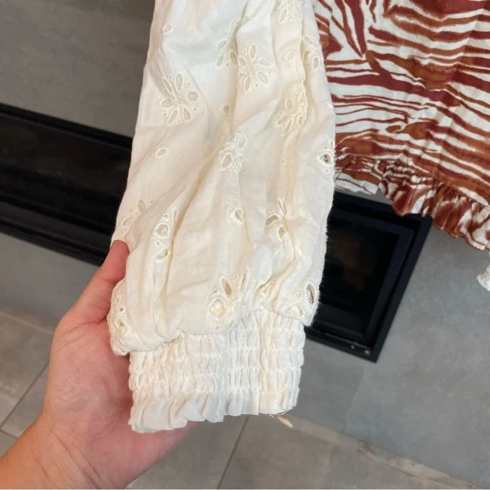 Anthropologie love brown pett