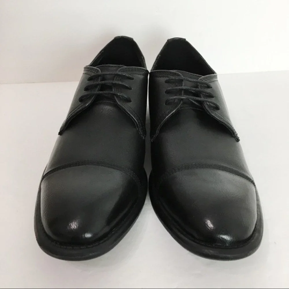 Kenneth Cole kenneth cole