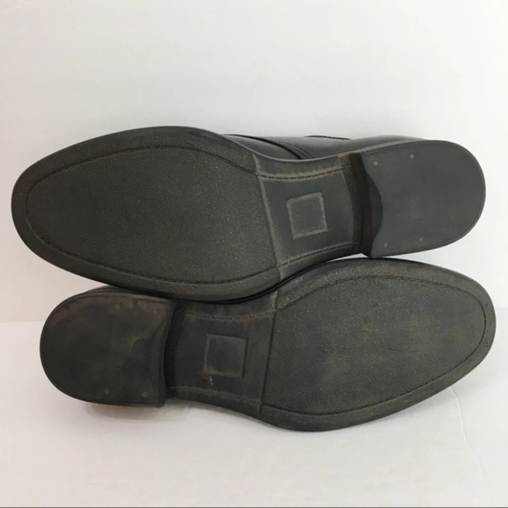 Kenneth Cole kenneth cole