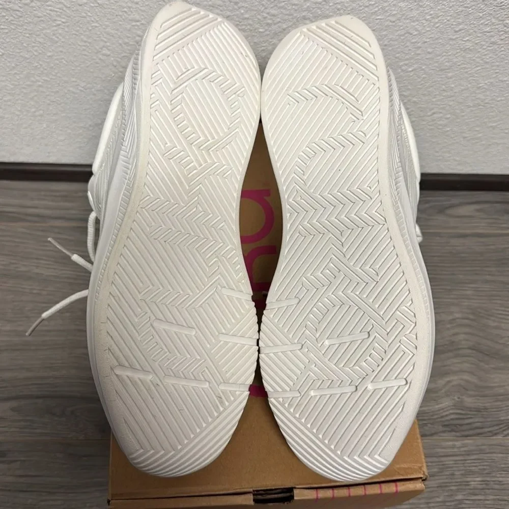 Ryka align sneaker