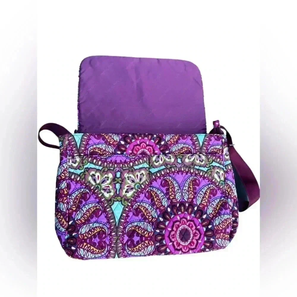 Vera Bradley leave below