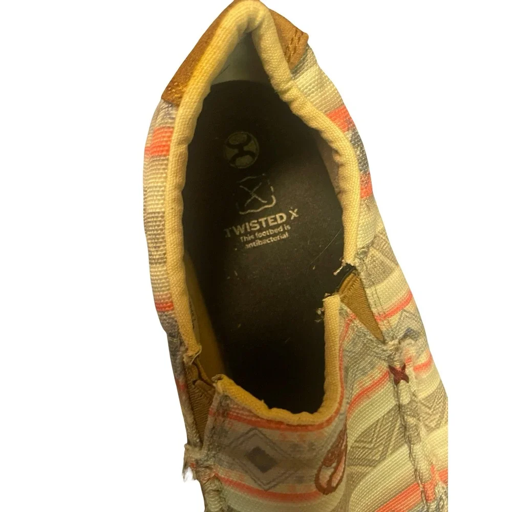 Twisted X leather ensures