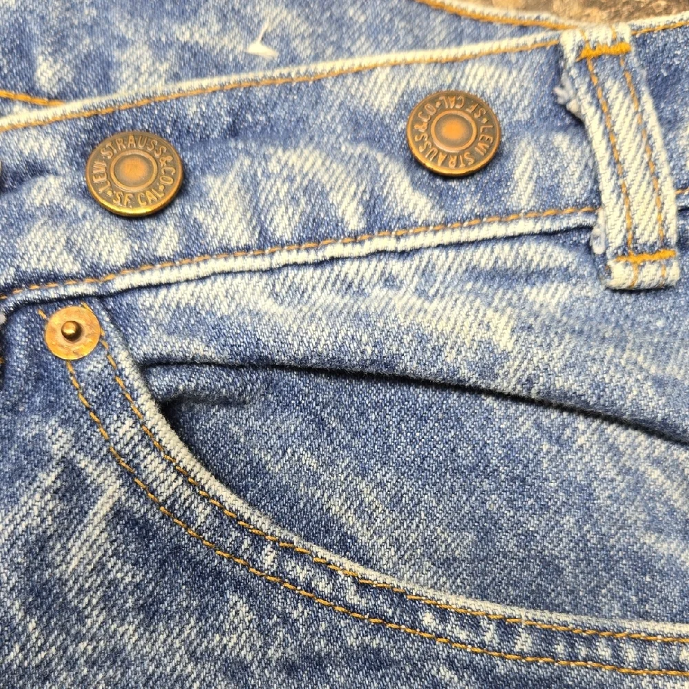 Levis it stitching rise