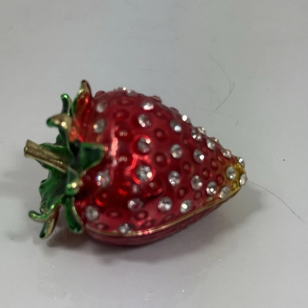 The Unbranded Brand strawberry trinket
