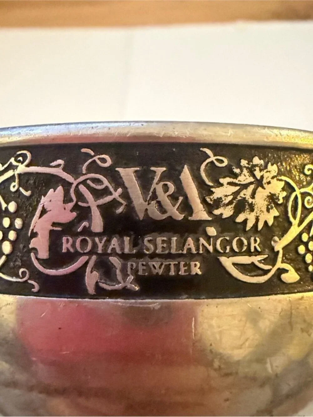 N/A vintage royal