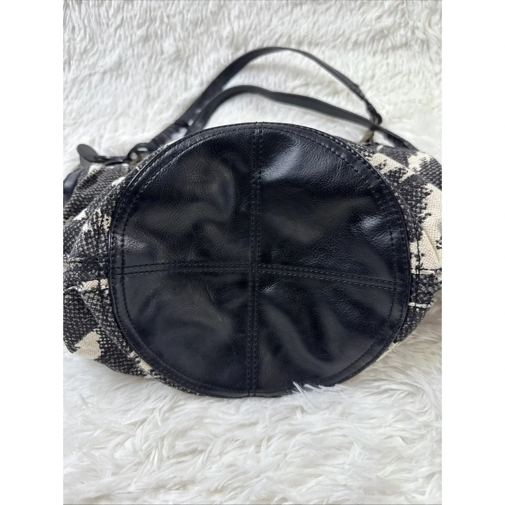 Lucky Brand stylish lucky