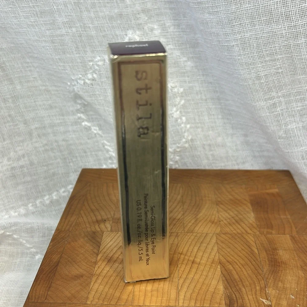Stila discoloration pictures