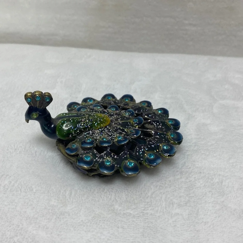 N/A decorative peacock