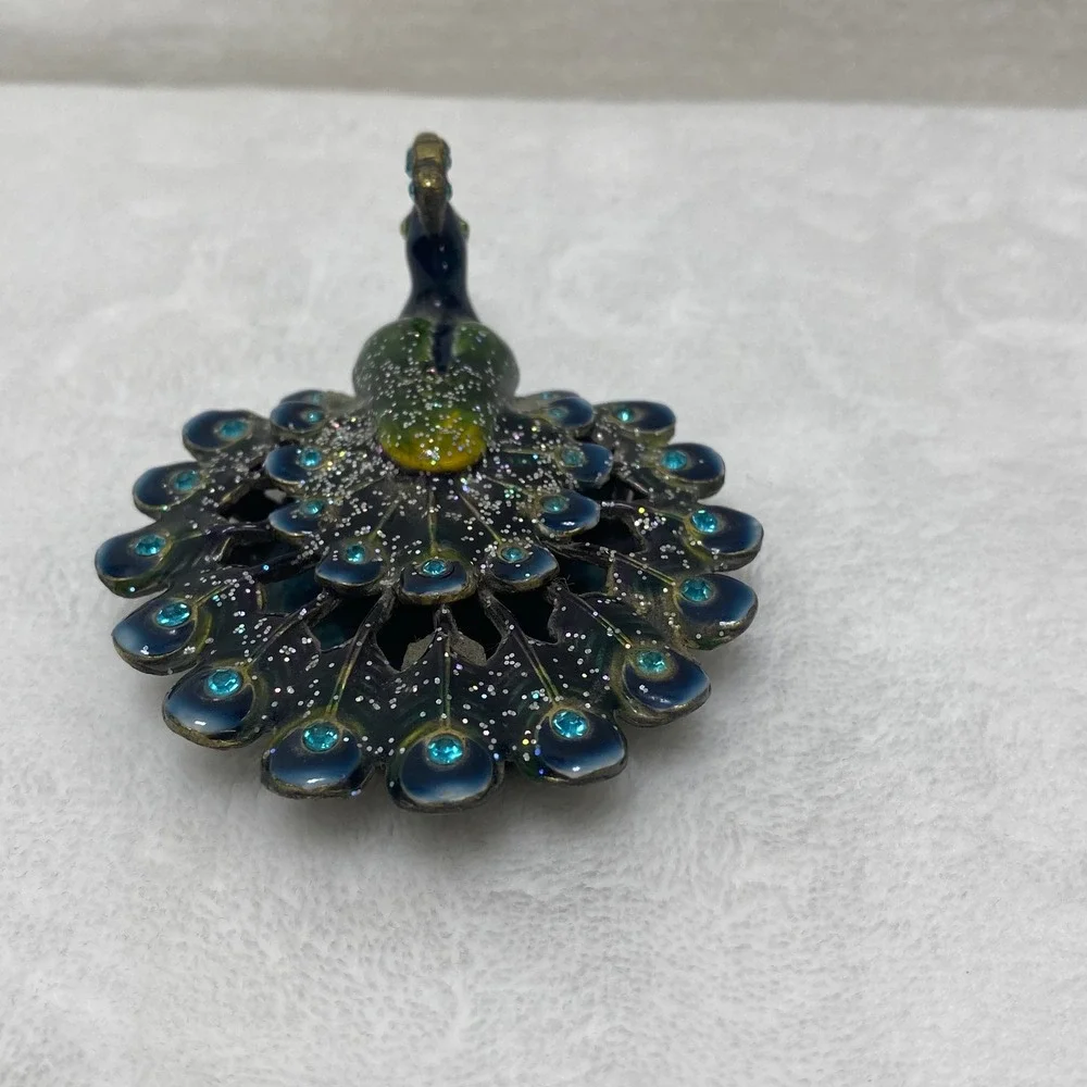 N/A decorative peacock