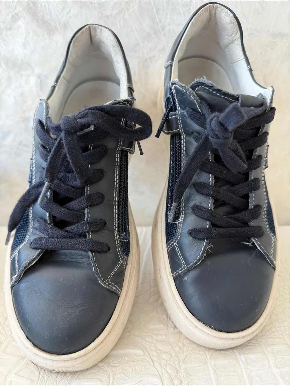 Bruno Marc two pairs