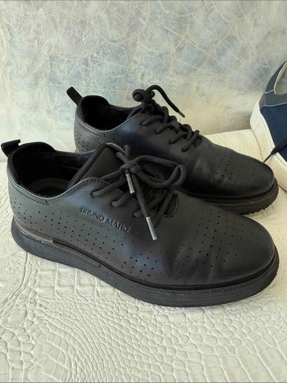 Bruno Marc two pairs