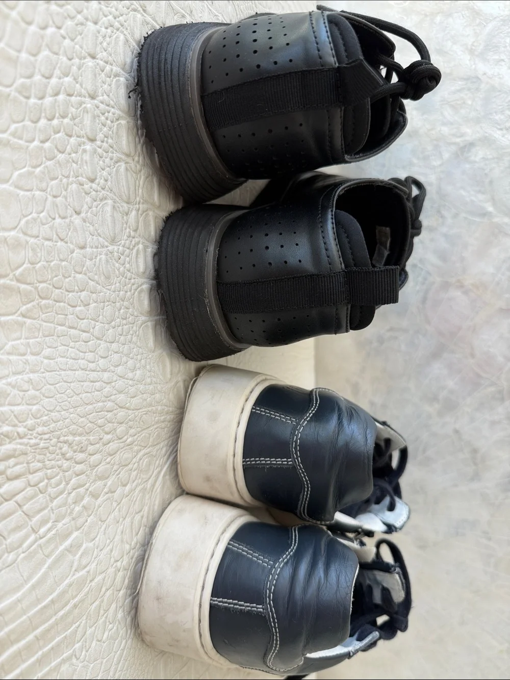 Bruno Marc two pairs