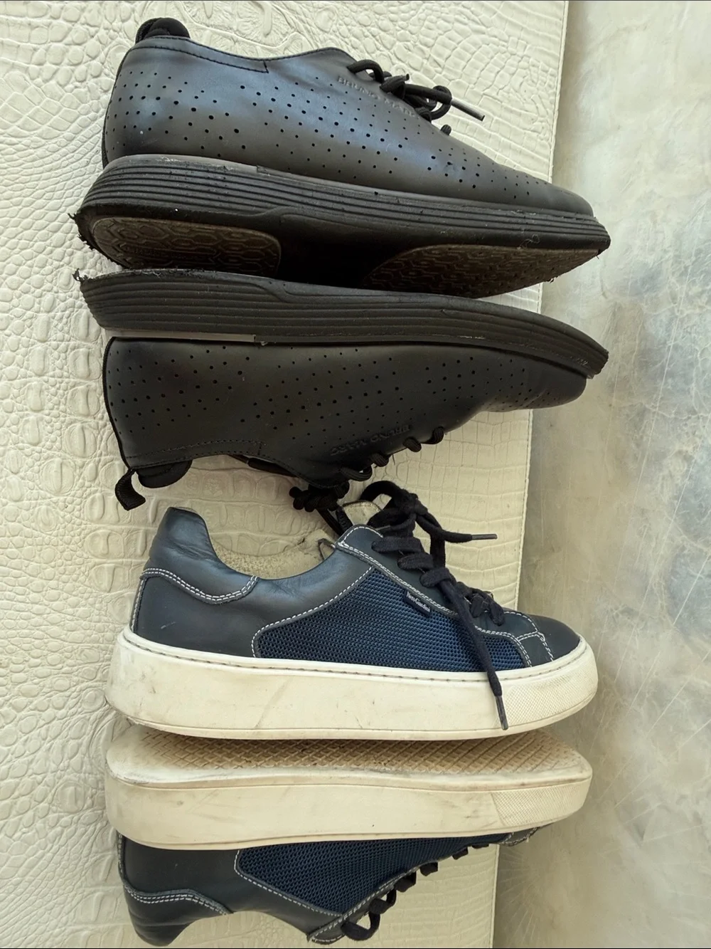 Bruno Marc two pairs