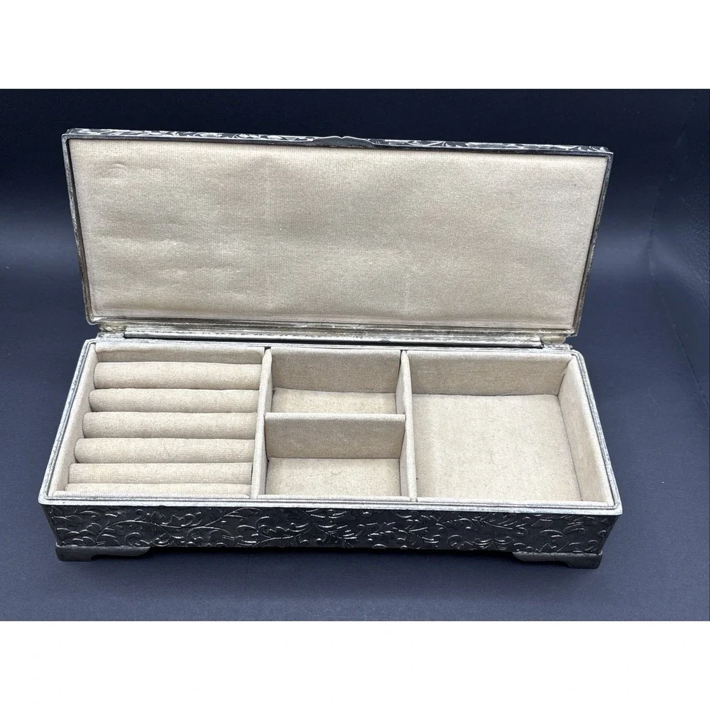 International Silver Co. beautiful vintage