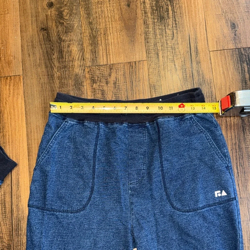 Free Assembly comfortable stylish