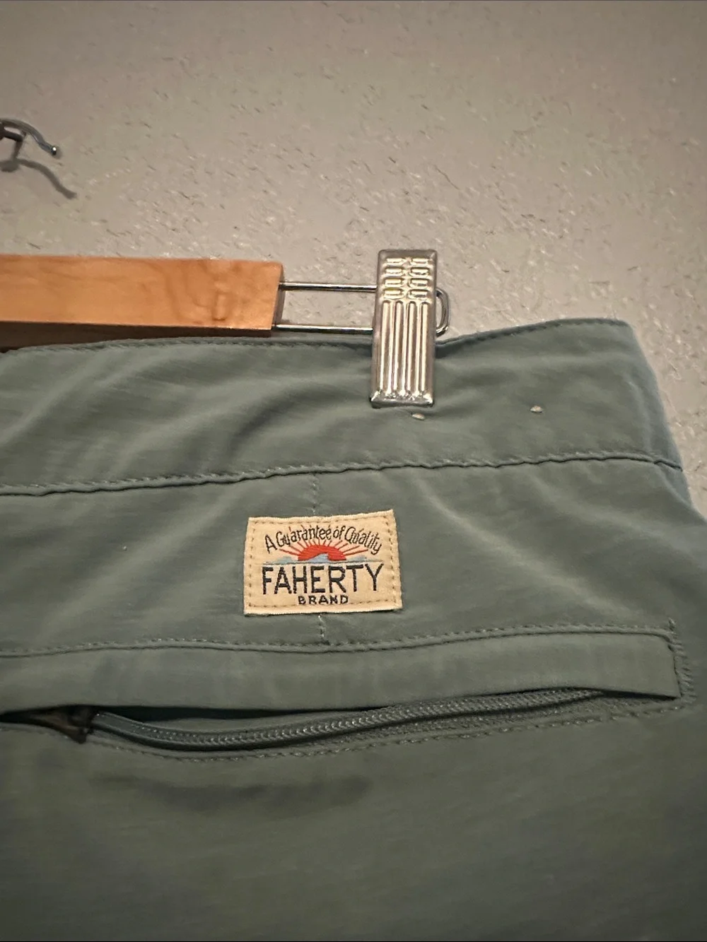 Faherty size shorts all