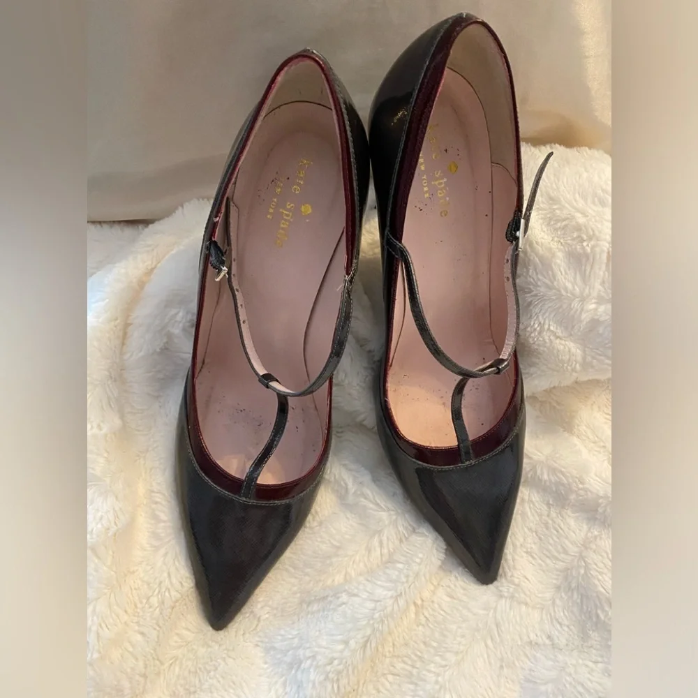 Kate Spade New York Women's Black and Burgundy Courts