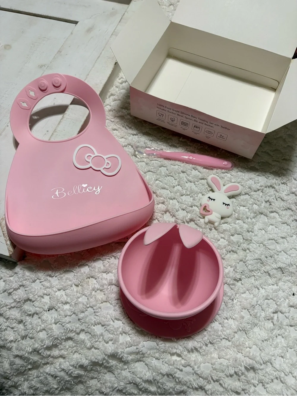 bellicy includes color