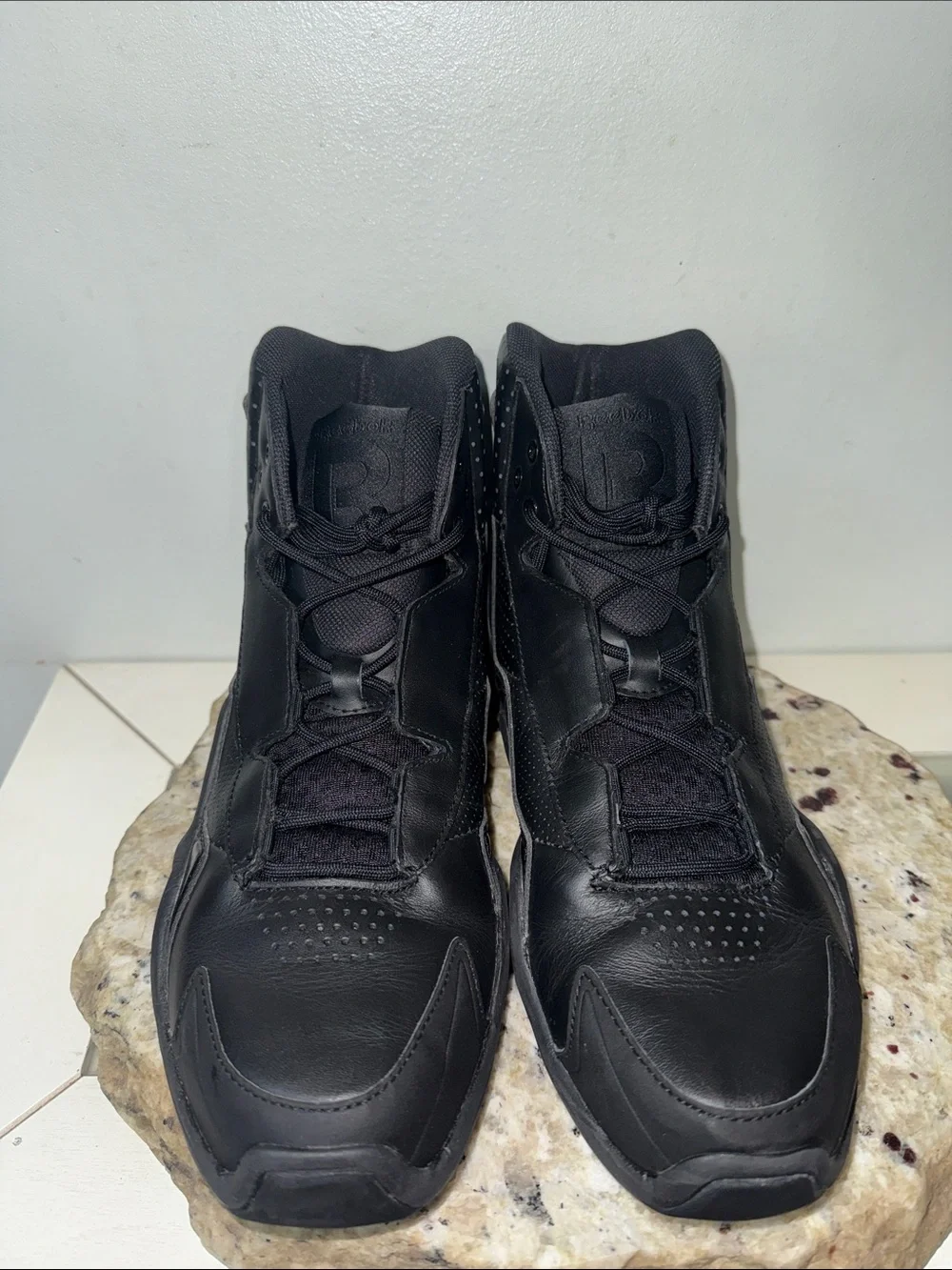 Reebok panels •rubber pulpit
