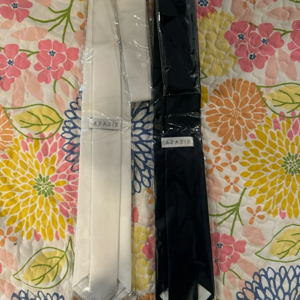 Azazie white new 62”