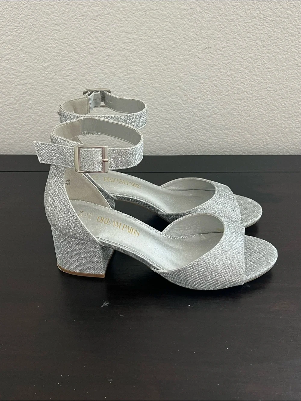 Dream Pairs sparkling silver