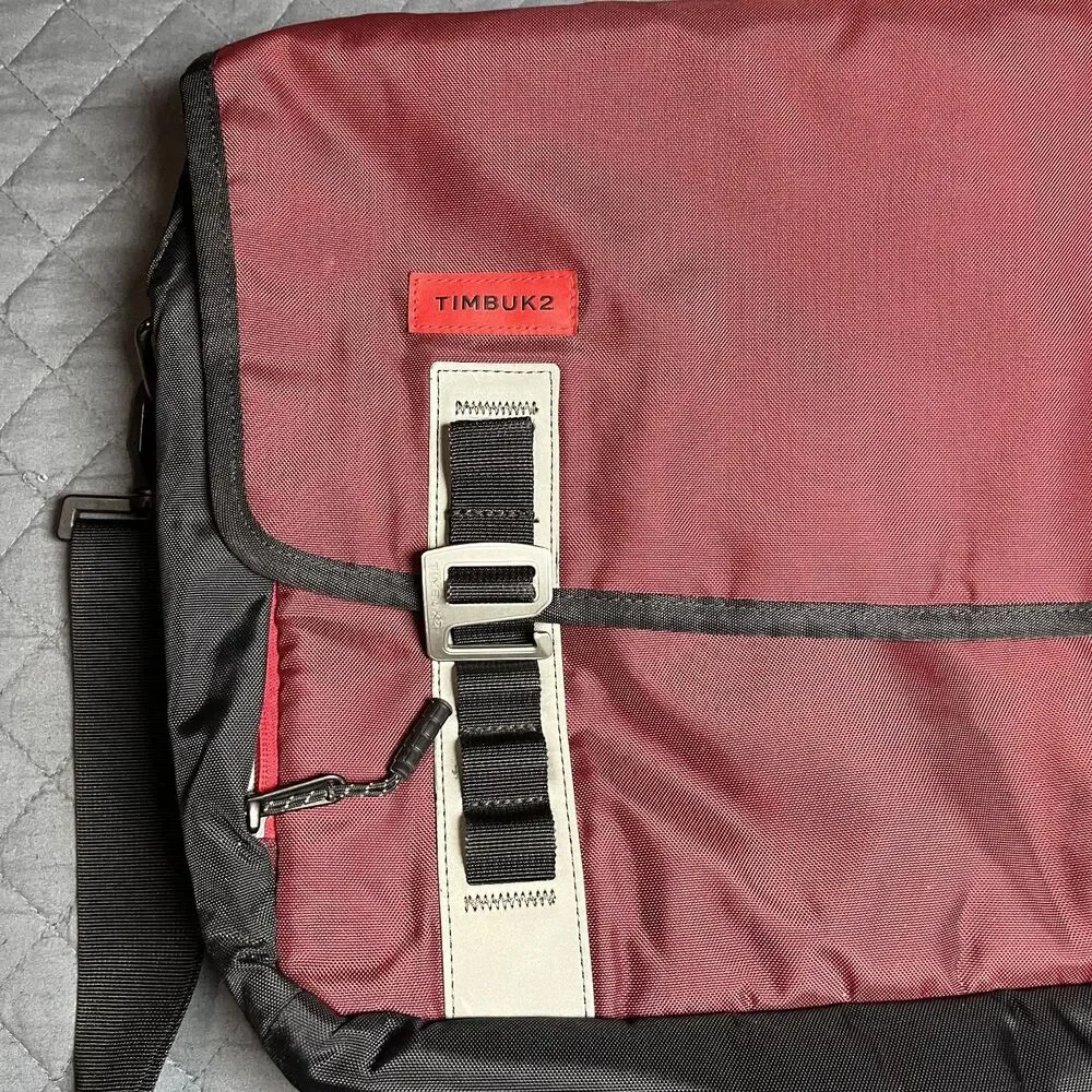 Timbuk2 durable functional