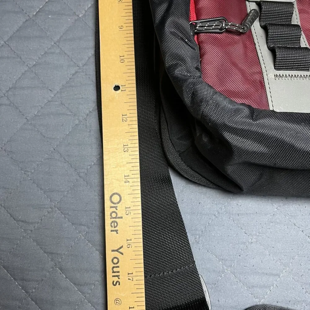 Timbuk2 durable functional