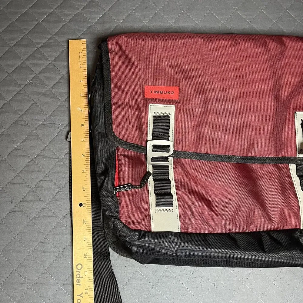 Timbuk2 durable functional