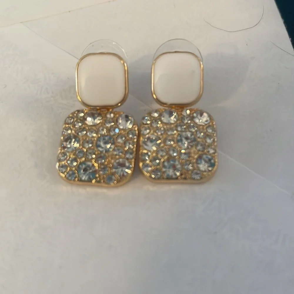 N/A rhinestone white