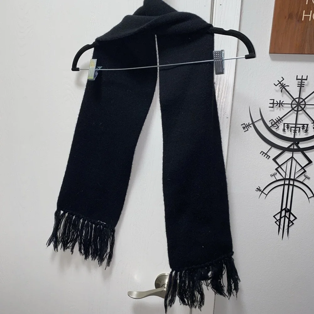 N/A euc embroidered