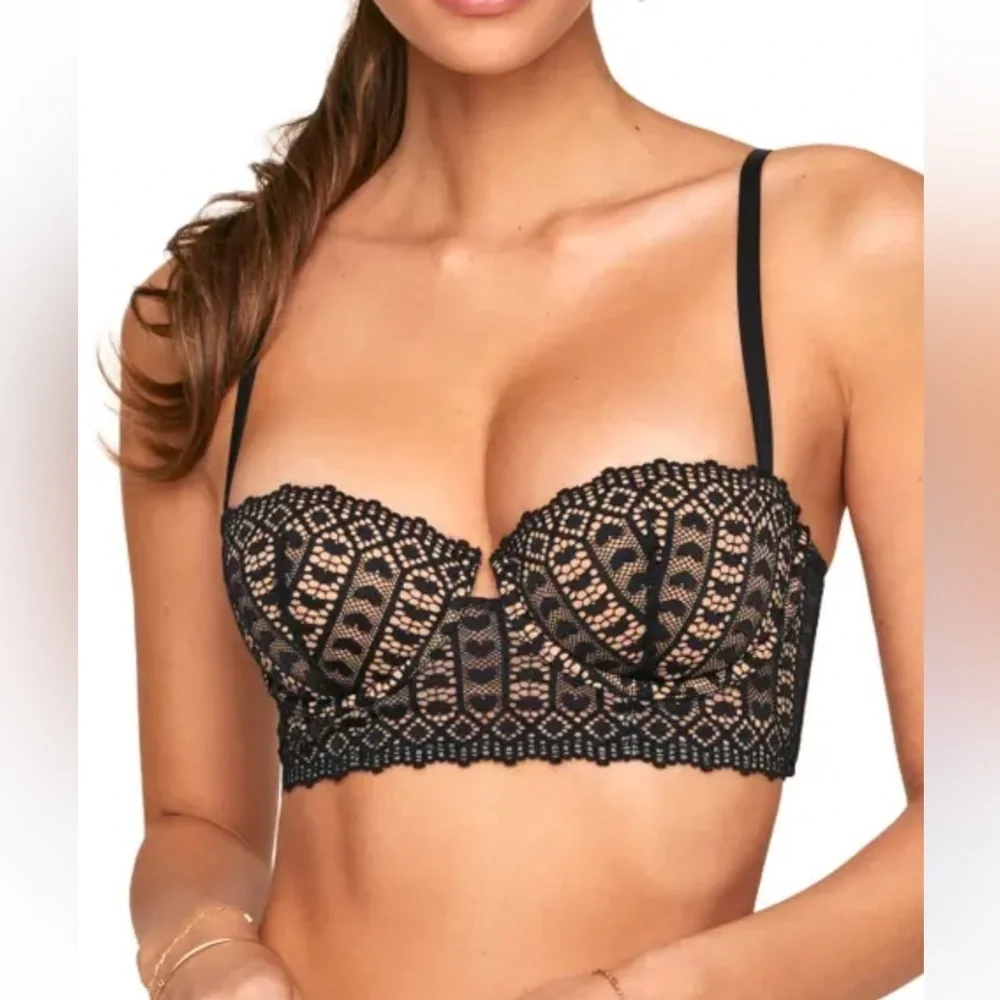 Adore Me featuring back cup