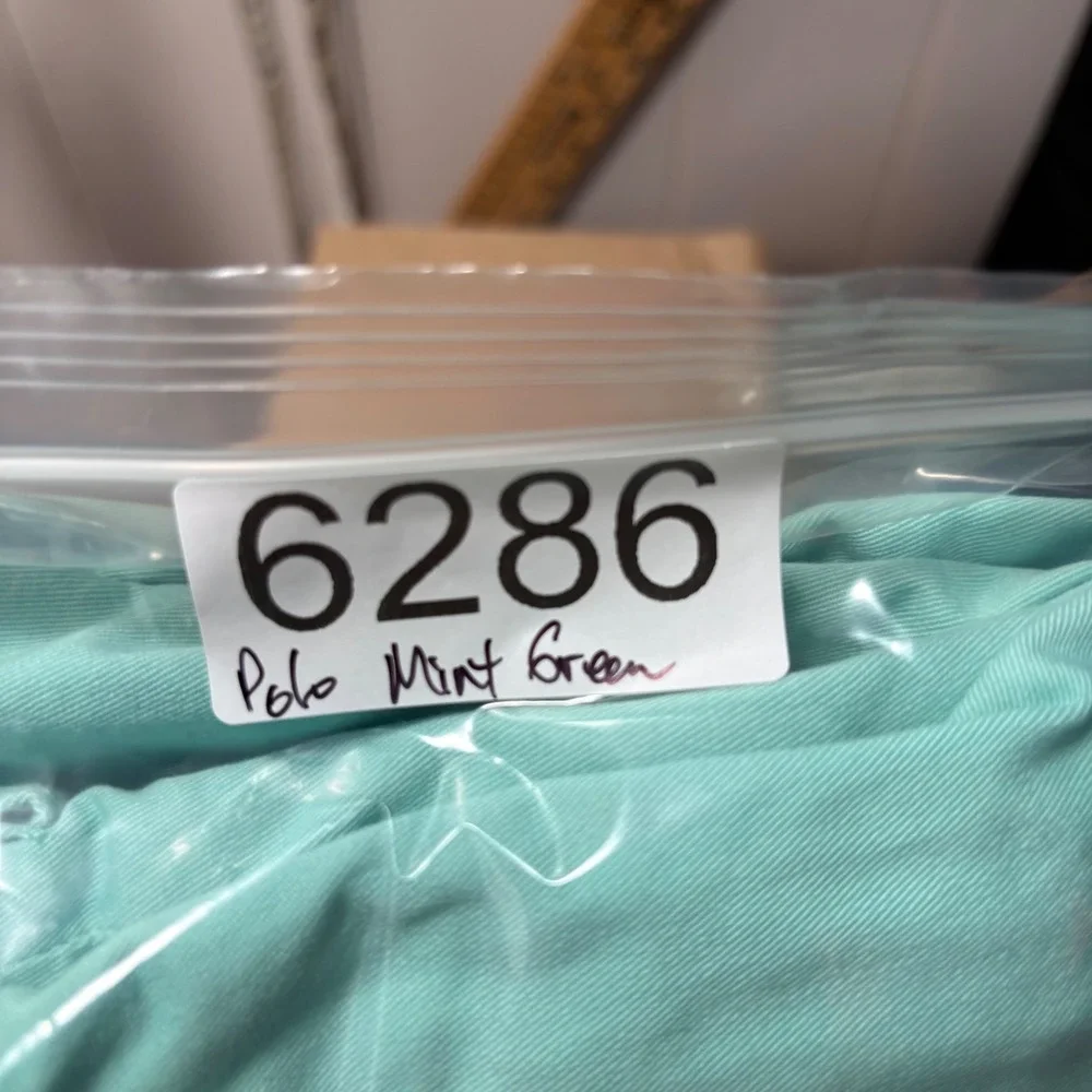 Polo Ralph Lauren preppy closure