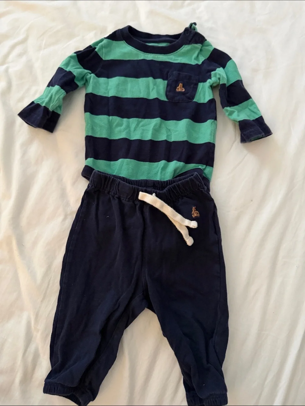 GAP Navy and Green Striped Baby Matching Set baby 3-6 months