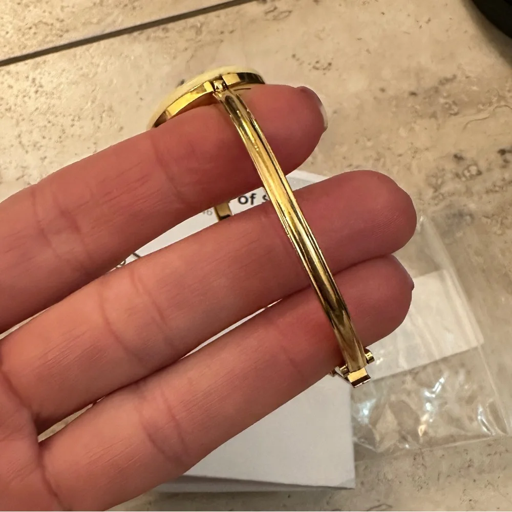 Gucci bezels come