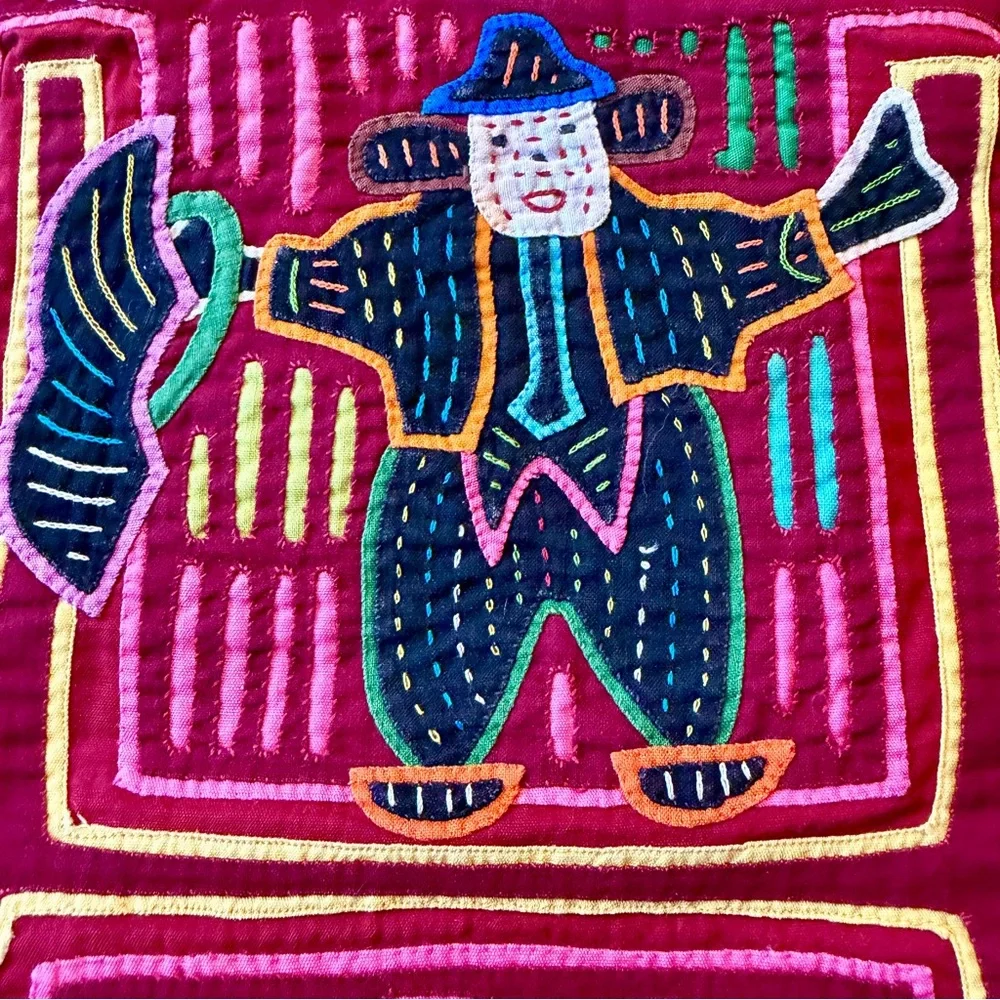 mola scarecrow