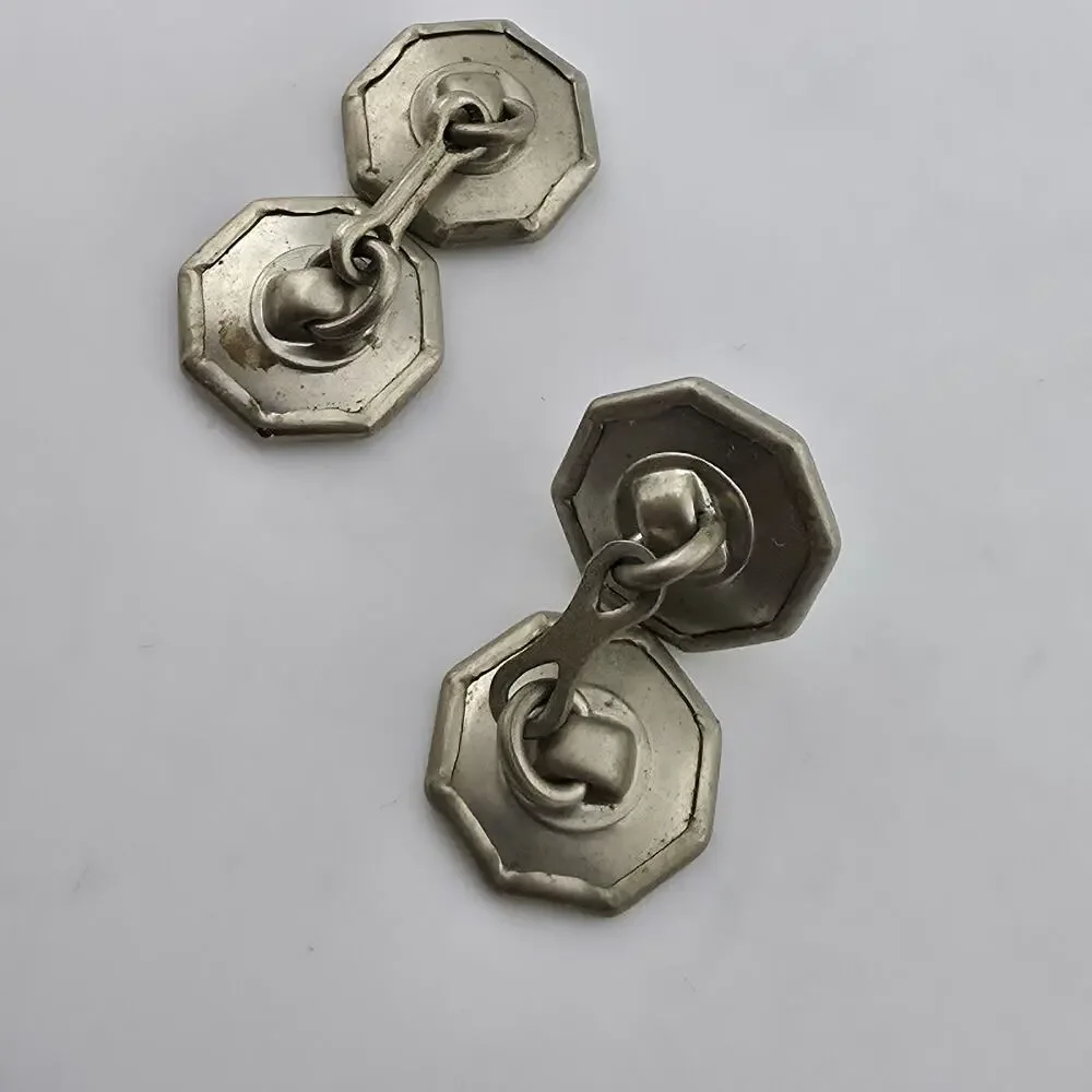 Unbranded color silver