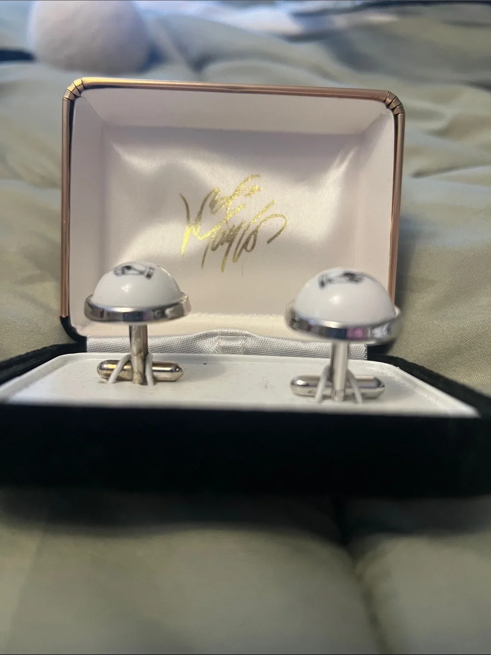 Lord & Taylor pair lord