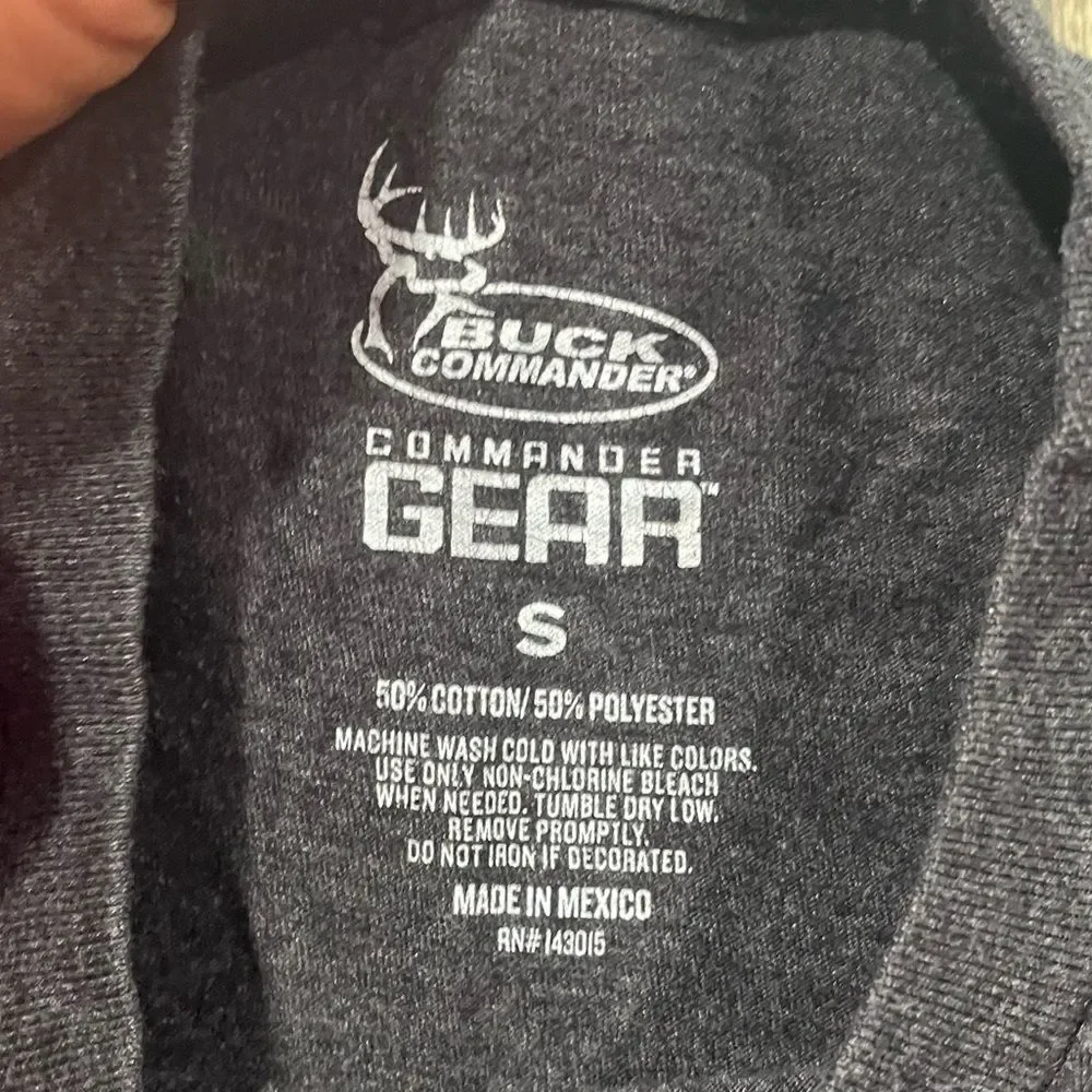 Buck Commander activewear neckline