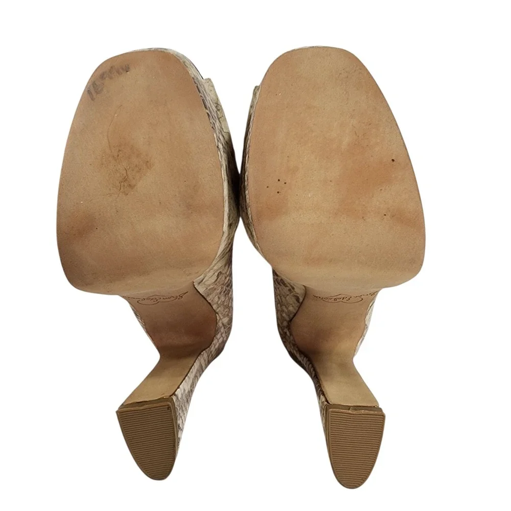 Sam Edelman reuse light clothes