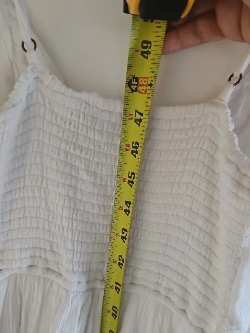 Abercrombie & Fitch lightweight white
