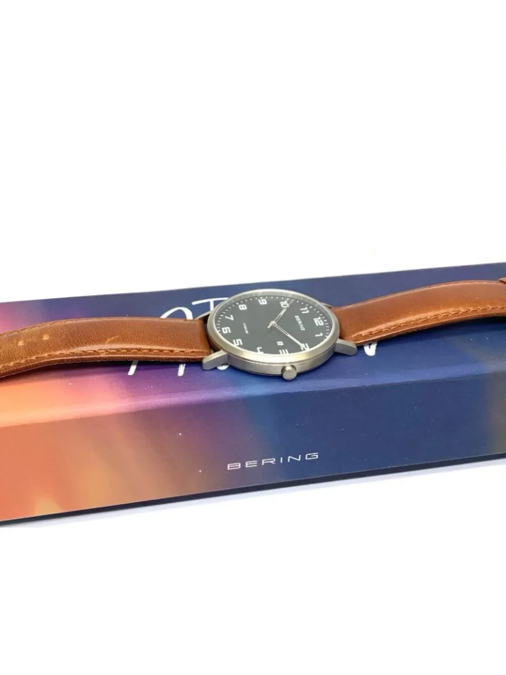 Bering men watch
