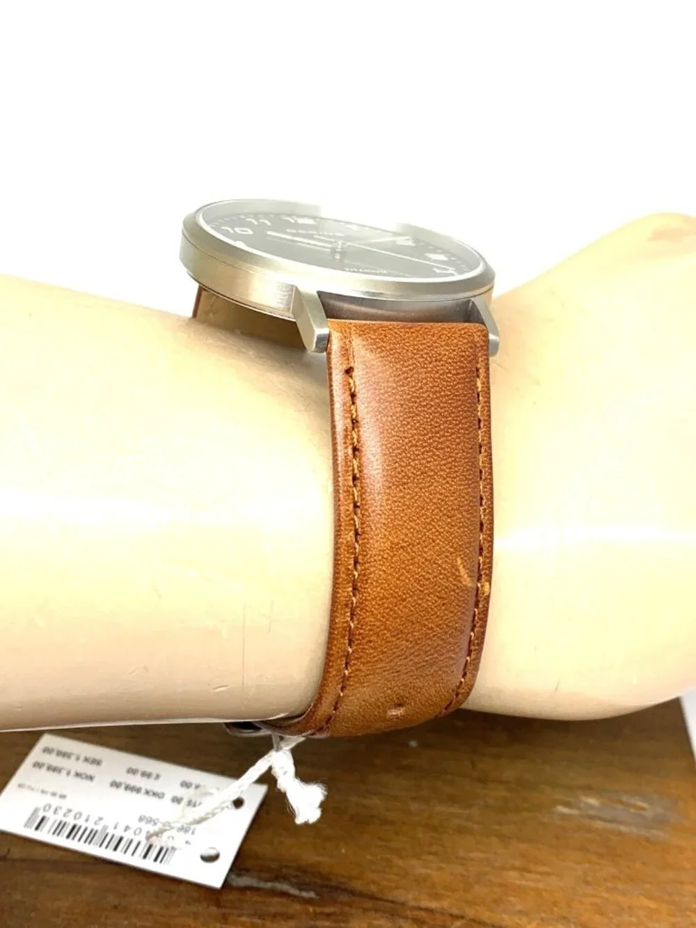 Bering men watch