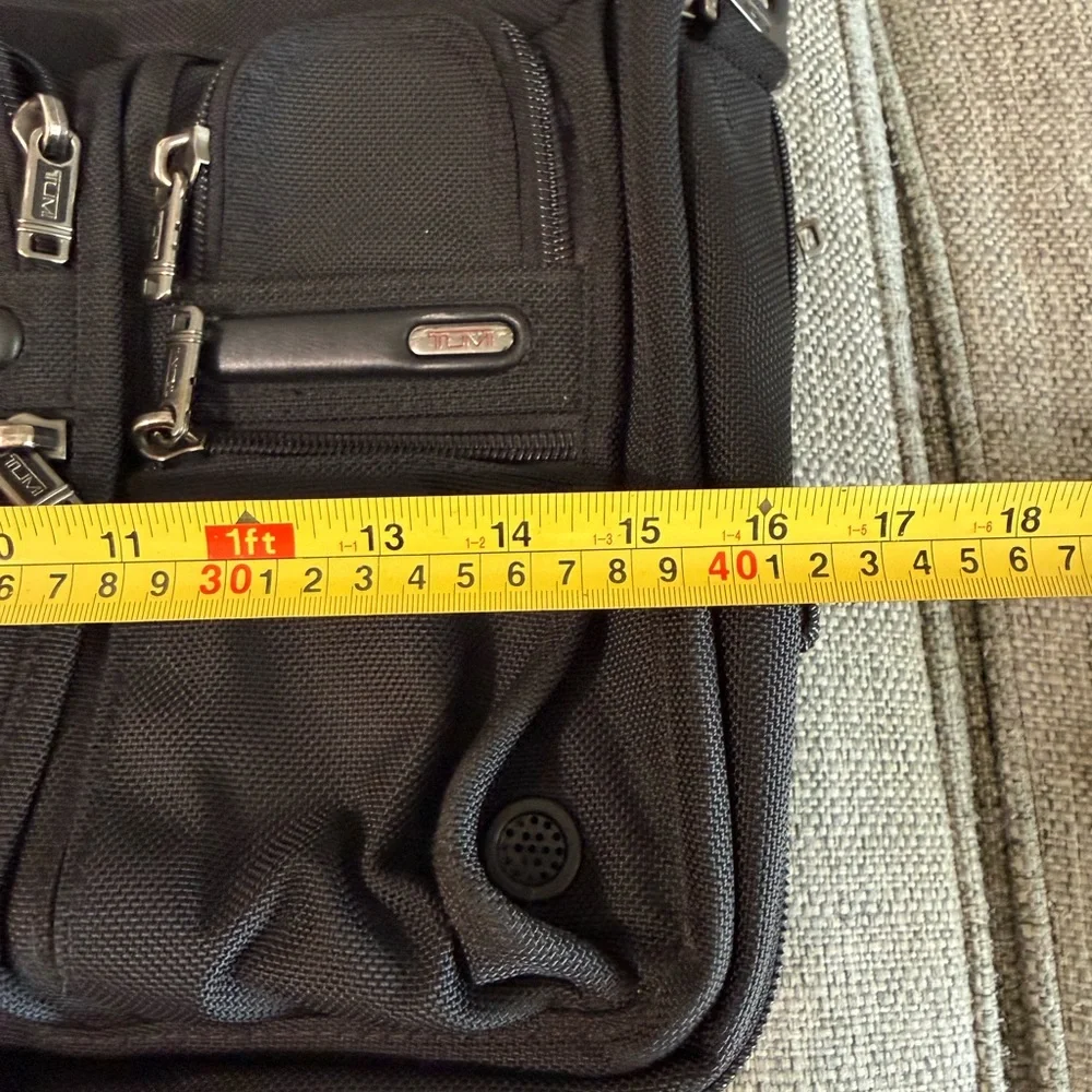 Tumi reliable color travel