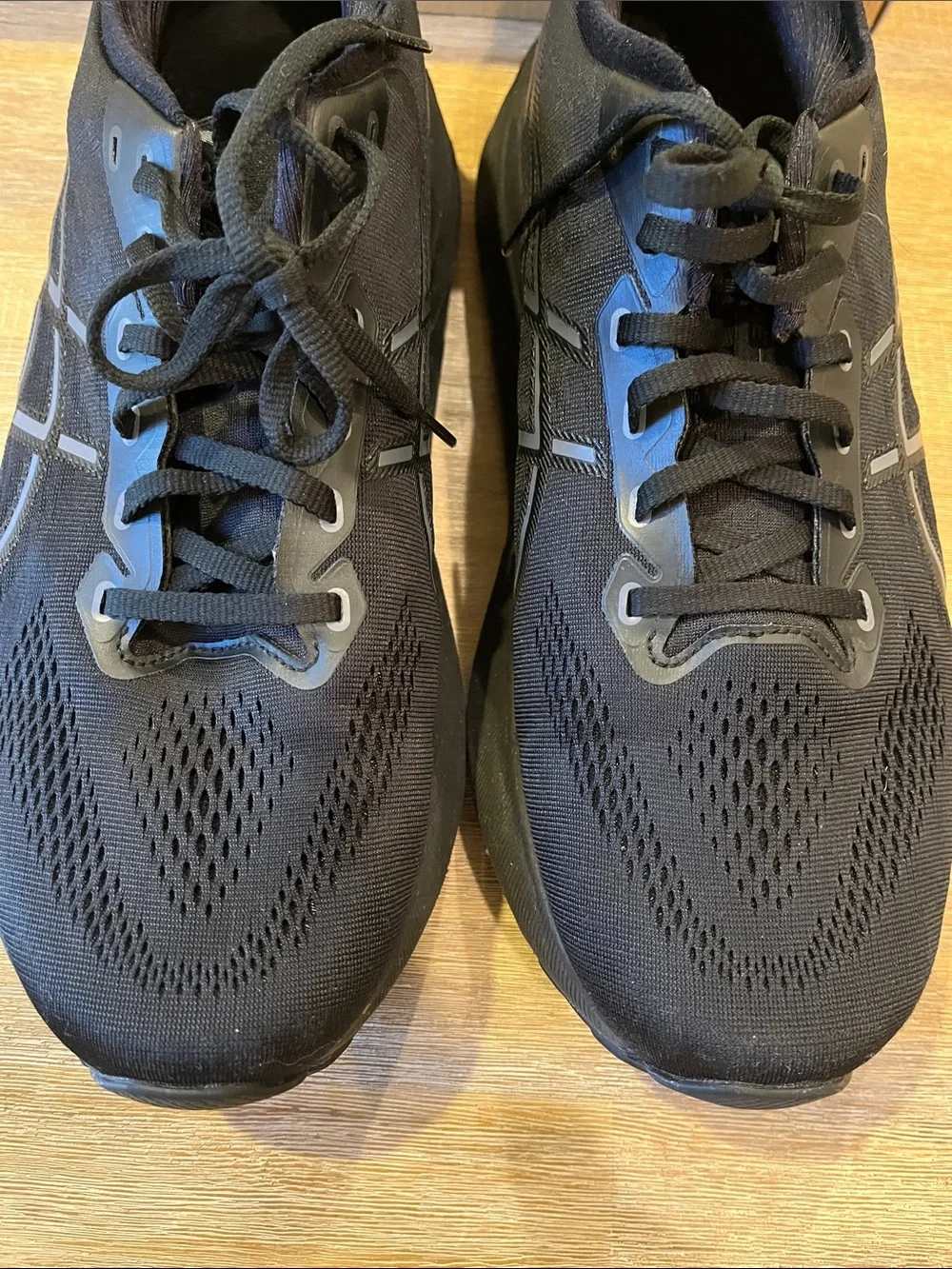 Asics men’s wide