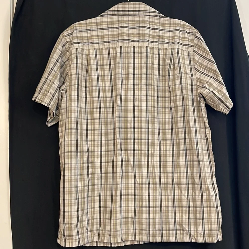 The North Face men’s gray
